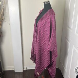 Laura Vintage Plaid Fringe Trim Poncho Size OS
